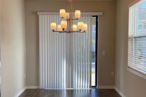 Casa en alquiler en Kissimmee, Florida, 3 dormitorios, 157 m2 № 1838959 - foto 8