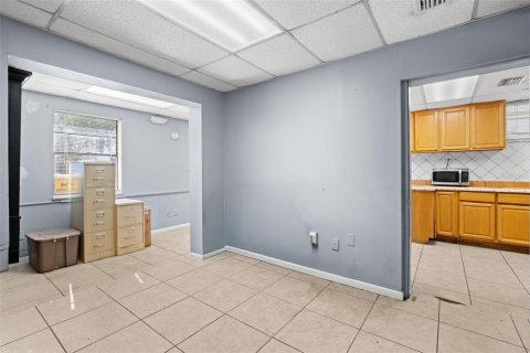 Commercial property in Tampa, Florida 119.01 sq.m. № 2114840 - photo 15
