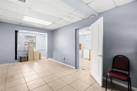 Commercial property in Tampa, Florida 119.01 sq.m. № 2114840 - photo 14
