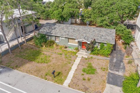 Commercial property in Tampa, Florida 119.01 sq.m. № 2114840 - photo 26
