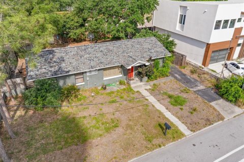 Commercial property in Tampa, Florida 119.01 sq.m. № 2114840 - photo 24