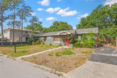 Commercial property in Tampa, Florida 119.01 sq.m. № 2114840 - photo 28