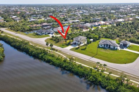 Land in Port Charlotte, Florida № 2105853 - photo 2