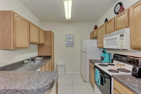 Condo in Bradenton, Florida, 3 bedrooms  № 1630233 - photo 11