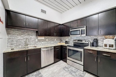 Condo in Tampa, Florida, 2 bedrooms  № 1743390 - photo 3