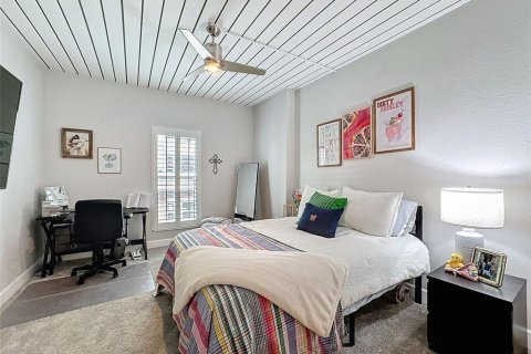 Condo in Tampa, Florida, 2 bedrooms  № 1743390 - photo 24