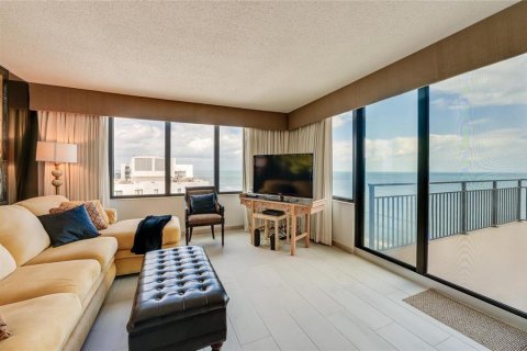 Copropriété à louer à Daytona Beach Shores, Floride: 2 chambres, 120.49 m2 № 622161 - photo 11