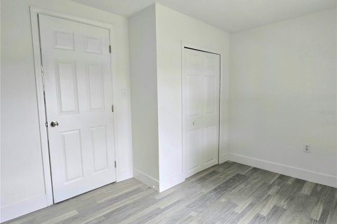 Casa en venta en Plant City, Florida, 2 dormitorios, 64.66 m2 № 1806979 - foto 4