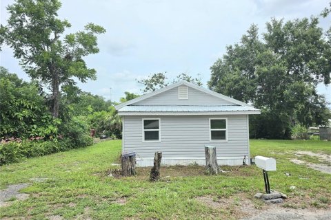 Casa en venta en Plant City, Florida, 2 dormitorios, 64.66 m2 № 1806979 - foto 1