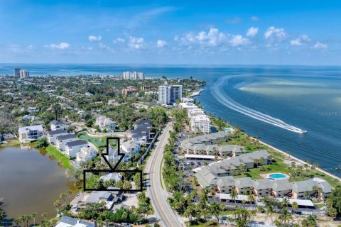 Land in Sarasota, Florida № 1900435 - photo 1