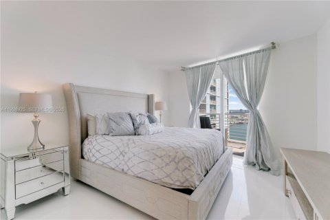 Купить кондоминиум в Майами, Флорида 3 спальни, 166.48м2, № 1997250 - фото 11