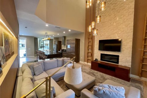 Adosado en venta en Kissimmee, Florida, 4 dormitorios, 218.88 m2 № 1918142 - foto 22
