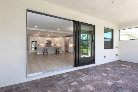 House in Lakewood Ranch, Florida 3 bedrooms, 215.35 sq.m. № 1767043 - photo 30
