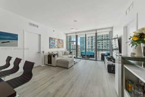 Снять в аренду кондоминиум в Майами, Флорида 2 спальни, 106.09м2, № 2045521 - фото 3