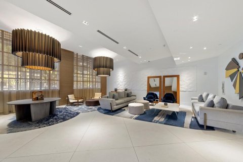 Снять в аренду кондоминиум в Майами, Флорида 2 спальни, 106.09м2, № 2045521 - фото 22