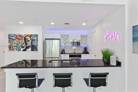 Снять в аренду кондоминиум в Майами, Флорида 2 спальни, 106.09м2, № 2045521 - фото 9