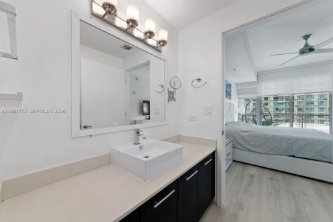 Снять в аренду кондоминиум в Майами, Флорида 2 спальни, 106.09м2, № 2045521 - фото 16