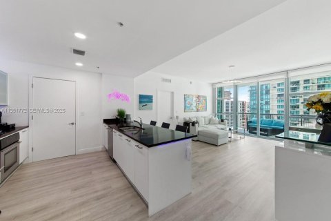 Снять в аренду кондоминиум в Майами, Флорида 2 спальни, 106.09м2, № 2045521 - фото 6