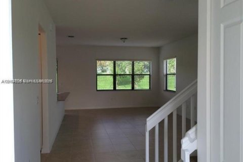 Townhouse in Miramar, Florida 3 bedrooms, 162.76 sq.m. № 2068617 - photo 19