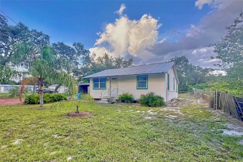 Casa en venta en Frostproof, Florida, 2 dormitorios, 62.43 m2 № 1787605 - foto 1