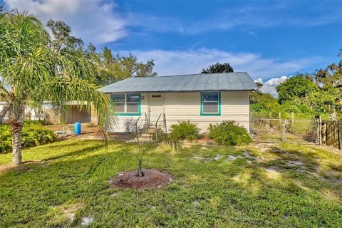 Casa en venta en Frostproof, Florida, 2 dormitorios, 62.43 m2 № 1787605 - foto 4
