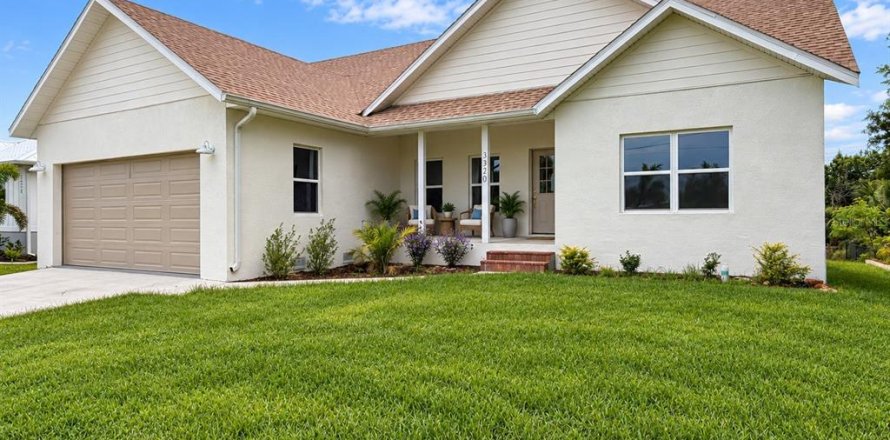 Villa ou maison à Punta Gorda, Floride 3 chambres, 158.21 m2 № 2399390