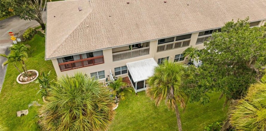 Condominio en Cape Canaveral, Florida, 3 dormitorios  № 2285616
