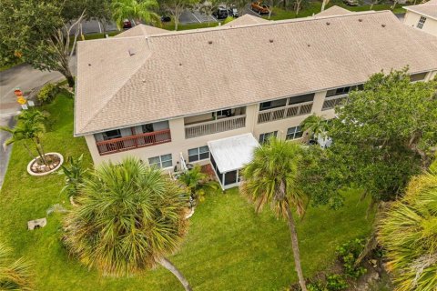 Condominio en venta en Cape Canaveral, Florida, 3 dormitorios, 150.97 m2 № 2285616 - foto 2