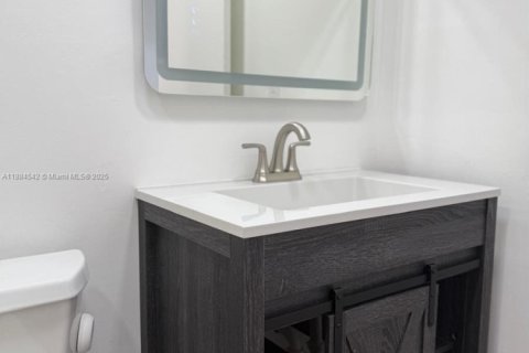 Appartement à louer à Miami, Floride: 2 chambres, 85.47 m2 № 1931636 - photo 18