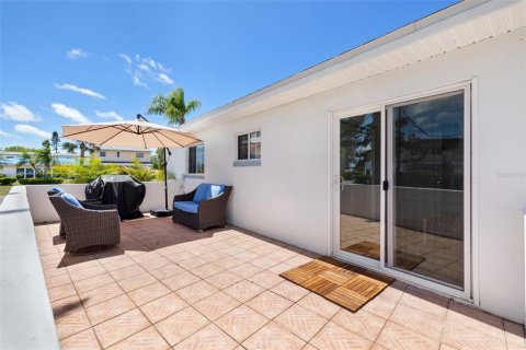 Appartement à louer à Treasure Island, Floride: 2 chambres, 111.48 m2 № 2358464 - photo 25