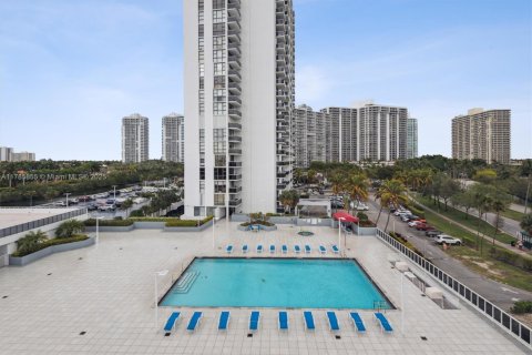 Condo in Aventura, Florida, 2 bedrooms  № 1701658 - photo 2