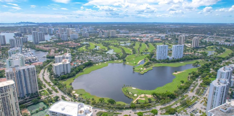 Condo in Aventura, Florida, 2 bedrooms  № 1701658