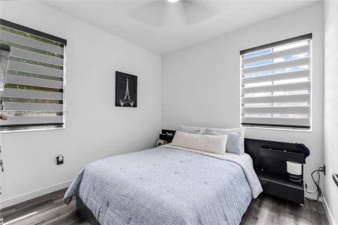 Touwnhouse à vendre à Homestead, Floride: 3 chambres, 154.12 m2 № 1981844 - photo 18