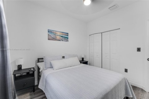 Touwnhouse à vendre à Homestead, Floride: 3 chambres, 154.12 m2 № 1981844 - photo 16