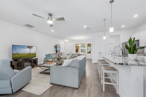 Casa en venta en Palm Coast, Florida, 3 dormitorios, 162.95 m2 № 1673556 - foto 7