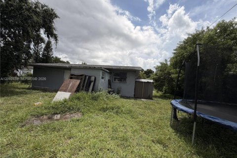Immobilier commercial à vendre à Miami, Floride: 229.1 m2 № 2372771 - photo 20