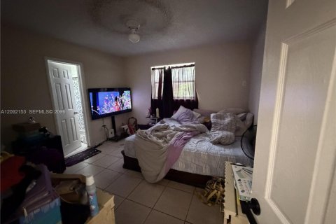 Immobilier commercial à vendre à Miami, Floride: 229.1 m2 № 2372771 - photo 24