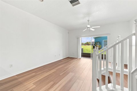 Townhouse in Gibsonton, Florida 2 bedrooms, 126.35 sq.m. № 2378016 - photo 15
