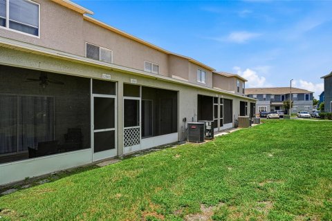 Townhouse in Gibsonton, Florida 2 bedrooms, 126.35 sq.m. № 2378016 - photo 29