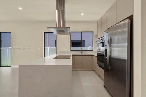Condo in Miami, Florida, 3 bedrooms  № 2192406 - photo 7