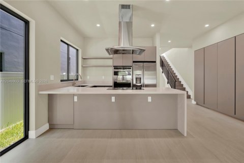 Condo in Miami, Florida, 3 bedrooms  № 2192406 - photo 9