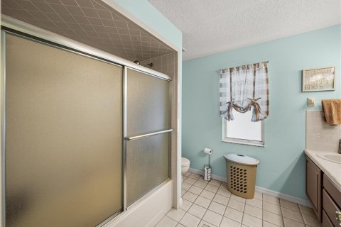 Casa en venta en Lakeland, Florida, 5 dormitorios, 310.29 m2 № 1722674 - foto 25