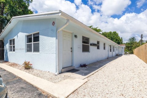 Commercial property in Fort Lauderdale, Florida 259.2 sq.m. № 1834461 - photo 1