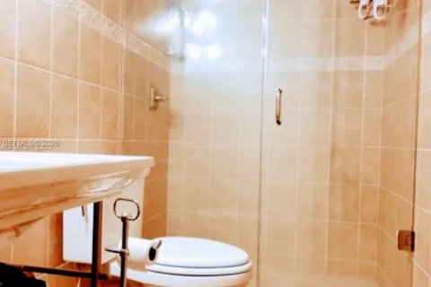 Снять в аренду кондоминиум в Халландейл-Бич, Флорида 3 спальни, 172.43м2, № 2043438 - фото 8