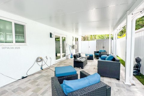 Casa en alquiler en Hialeah, Florida, 3 dormitorios, 113.15 m2 № 2055510 - foto 14