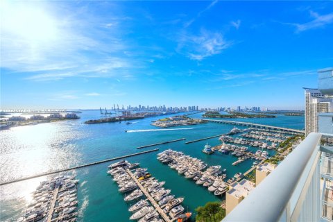 Condominio en venta en Miami Beach, Florida, 2 dormitorios, 106.93 m2 № 1860336 - foto 22