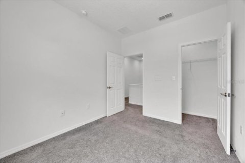 Adosado en venta en Clermont, Florida, 3 dormitorios, 147.99 m2 № 1886427 - foto 24
