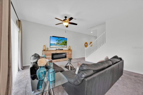 Adosado en venta en Clermont, Florida, 3 dormitorios, 147.99 m2 № 1886427 - foto 9
