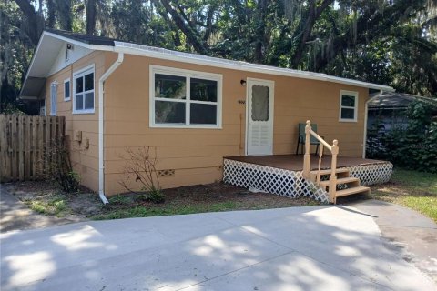 House in Sanford, Florida 2 bedrooms, 65.4 sq.m. № 2266924