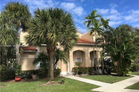 Adosado en Weston, Florida 3 dormitorios, 153.29 m2 № 2004108